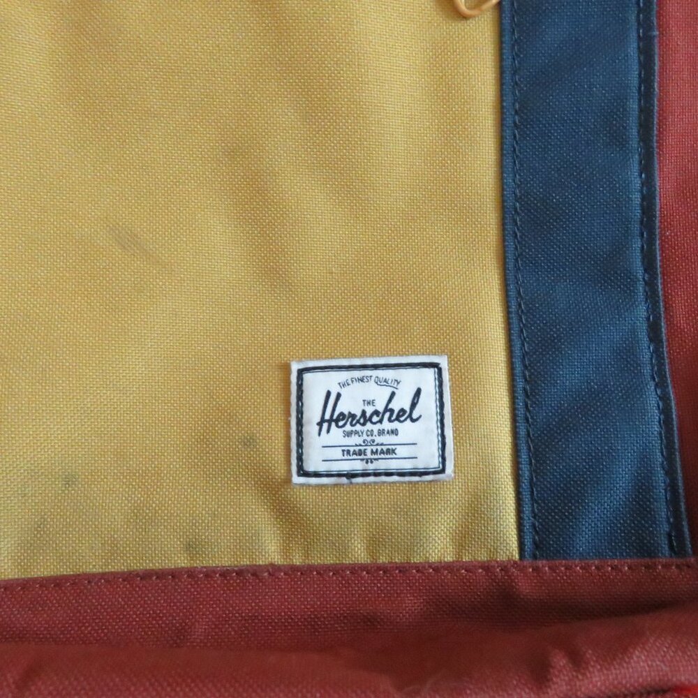 HERSCHEL SUPPLY CO Plus Series Colorblock Block Party Retro Laptop Tote Bag - Picture 4 of 16